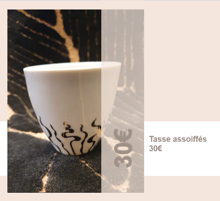 GRANDE TASSE ASSOIFFÉE, quinte flush or