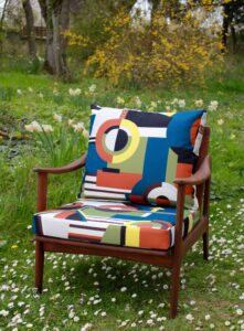 Fauteuil scandinave de jardin - Tissu outdoor Constructivisme de Jean-Paul Gaultier pour Lelièvre